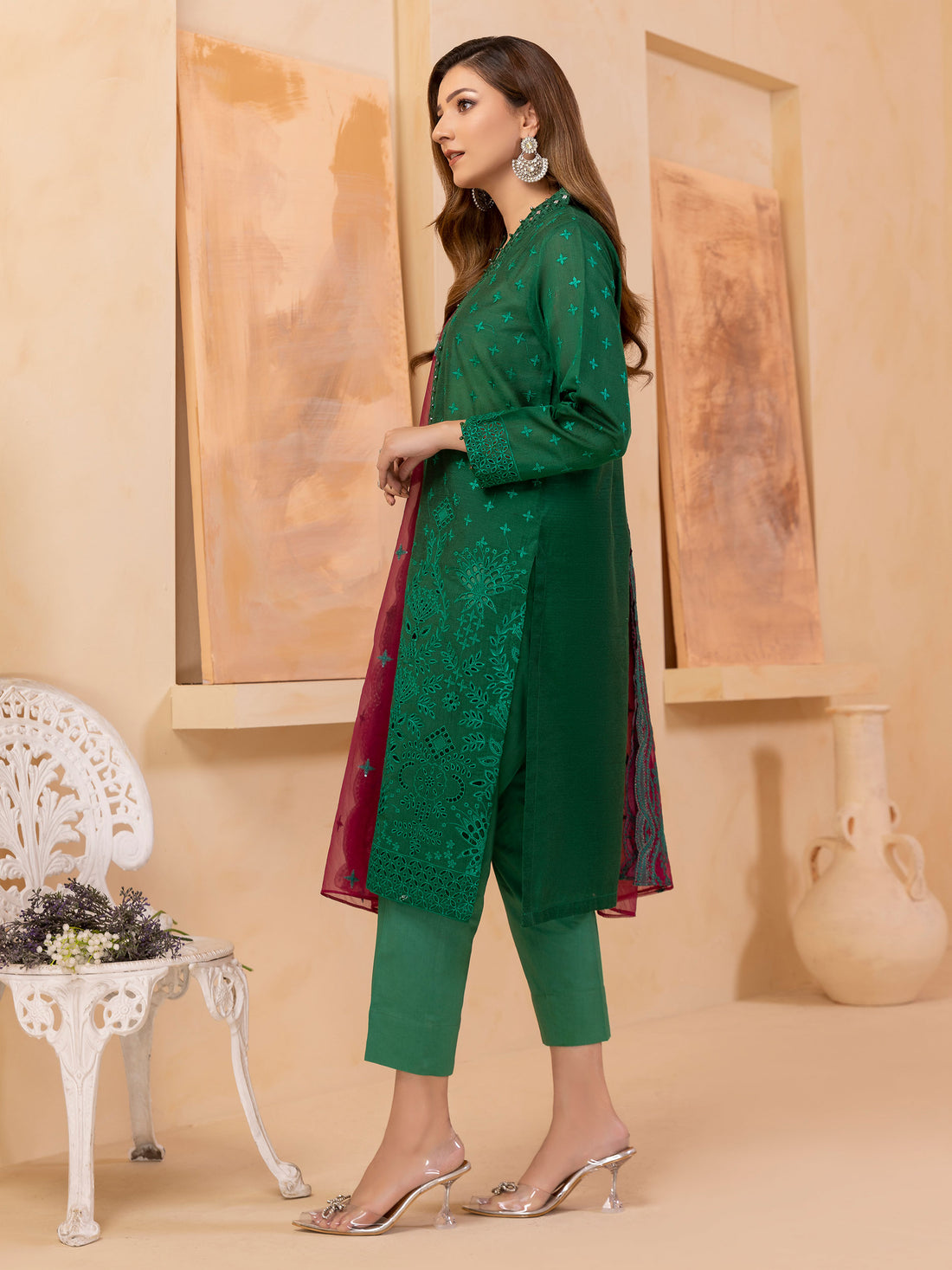 SR-345 Lawn Unstitched Embroidered 3pc Suit With Embroidered Chiffon Dupatta