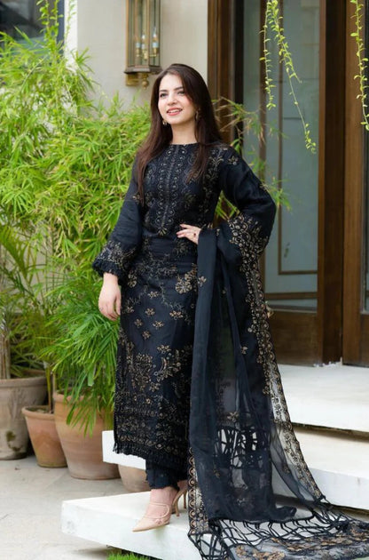 3 Piece Unstitched Heavy Embroidered Pure Lawn Suit With Heavy Embroidered Organza Dupatta