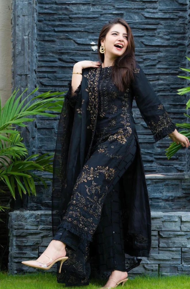 3 Piece Unstitched Heavy Embroidered Pure Lawn Suit With Heavy Embroidered Organza Dupatta